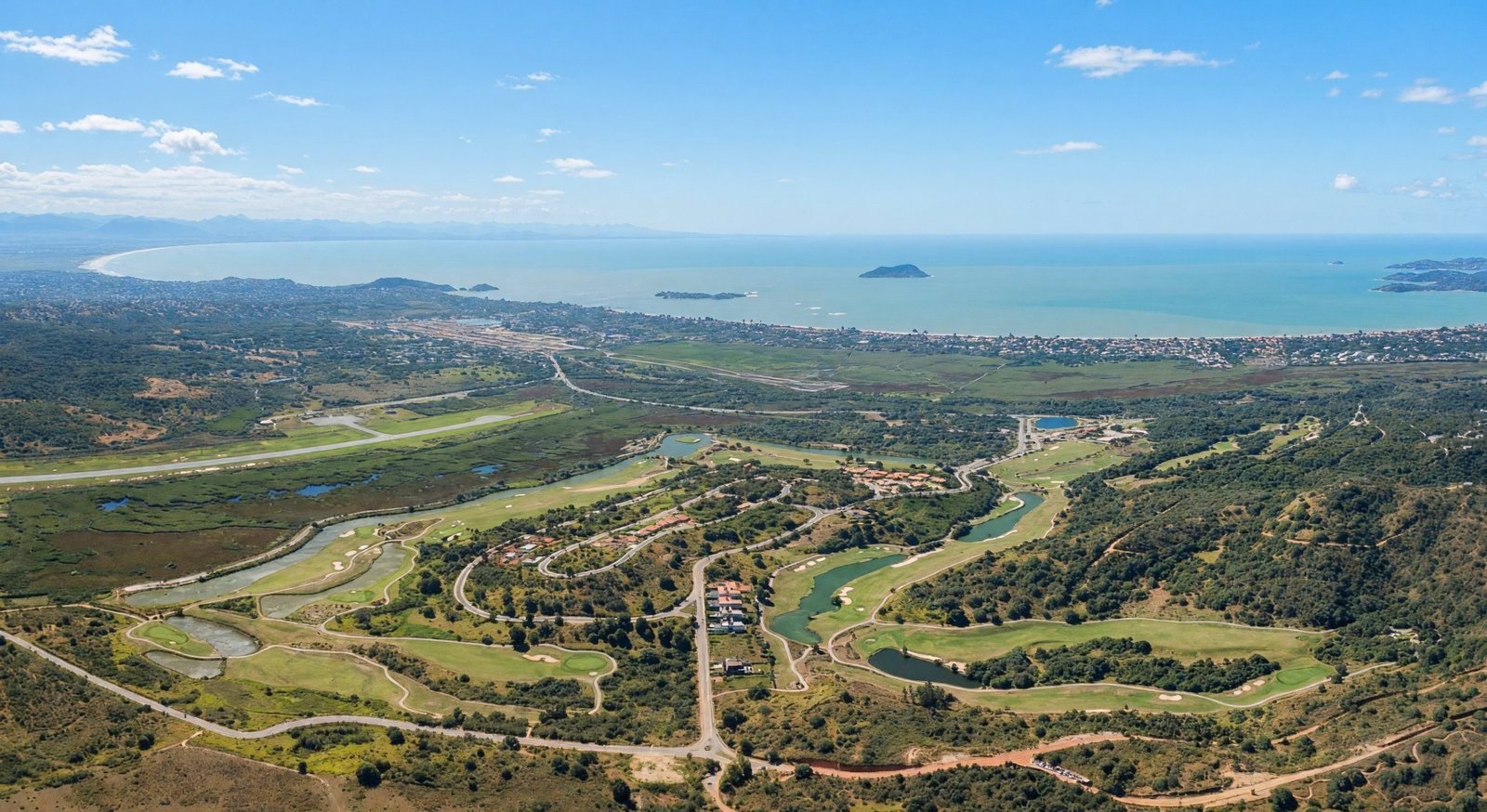 Campo de golfe e paisagem da Região Campo do Aretê Búzios