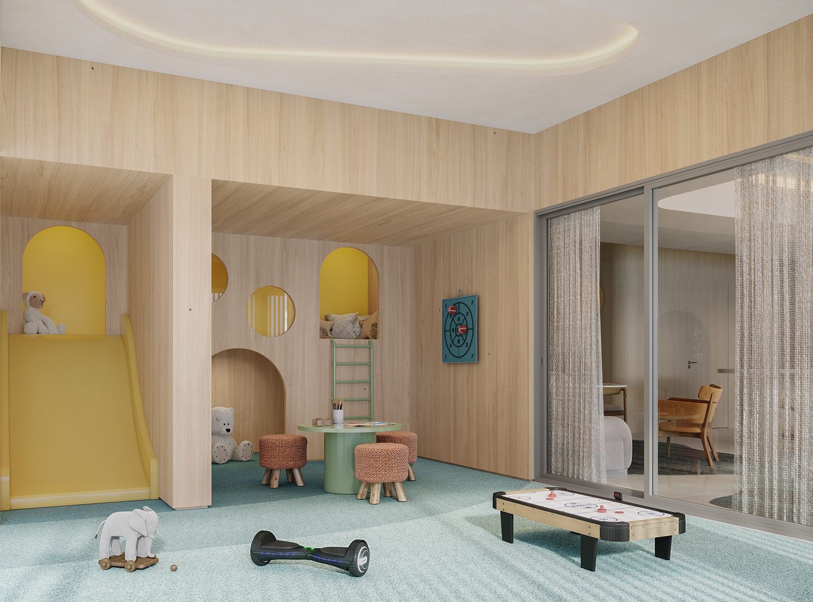Espaço Kids (imagem ilustrativa) Sala infantil com piso emborrachado verde, escorregador amarelo, nichos em arco com bichos de pelúcia, mesinha redonda e mesa de air hockey.
